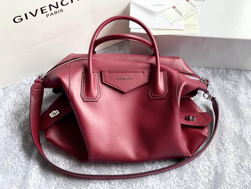 011Antigona Soft